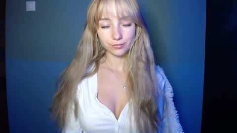 Lucy online show from 10-11-25, 05:28