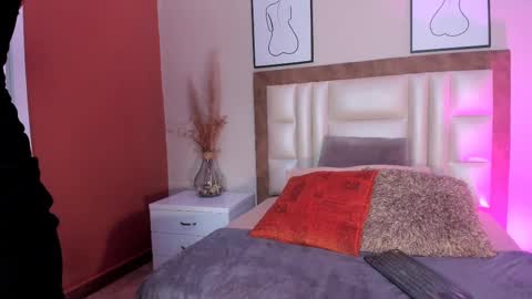 LuciaFerrero online show from 01-21-25, 09:46