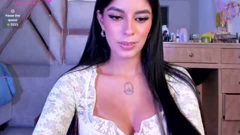 Snapshot of luciajhonnes chatting on 11-26-25, 01:50 LuciaJhonnes online show from 11-26-25, 01:50