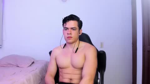Lucian Gomez online show from 12-17-24, 04:45