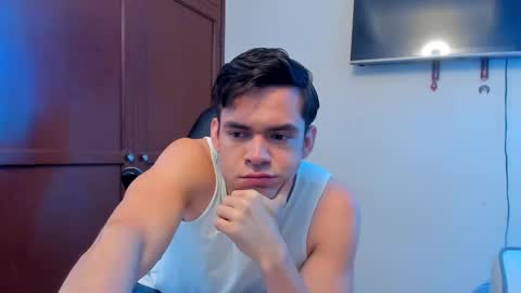 Lucian Gomez online show from 10-07-25, 06:49