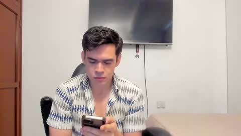 Lucian Gomez online show from 10-17-25, 08:44