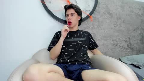 lucian_greyy online show from 10-14-25, 04:02