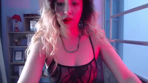 Luciana Evans online show from 12-19-24, 02:02
