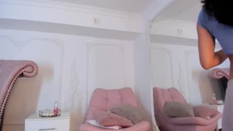 Luciana online show from 10-18-25, 08:31