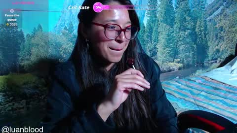 Lucy online show from 01-10-26, 10:25