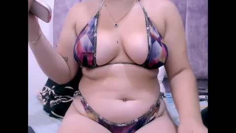 lucianahardmand online show from 10-10-25, 04:06