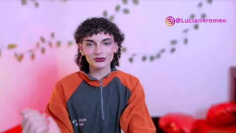 Lucy or Lucian 3 Come to my social Links3   online show from 01-01-25, 10:00