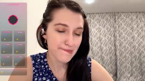 Snapshot of lucibeveridge chatting on 11-07-25, 12:16 Mary online show from 11-07-25, 12:16