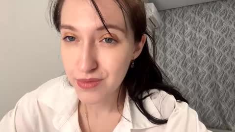 Snapshot of lucibeveridge chatting on 11-09-25, 08:51 Mary online show from 11-09-25, 08:51