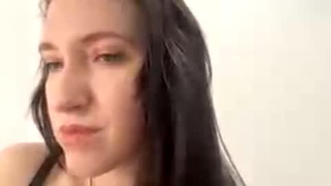 Snapshot of lucibeveridge chatting on 11-11-25, 07:03 Mary online show from 11-11-25, 07:03