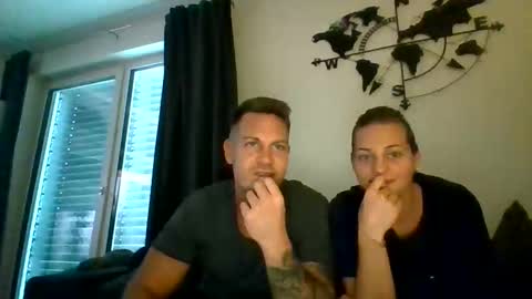 Snapshot of lucidreamclicks chatting on 11-01-25, 12:18 lucidreamclicks online show from 11-01-25, 12:18