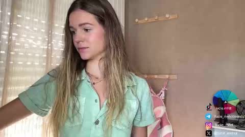 Lucie hot follow me on  online show from 09-19-25, 09:11