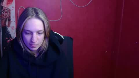 Lucie online show from 01-05-26, 05:27