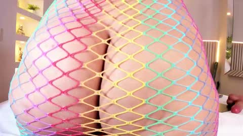 Snapshot of luciemillerr chatting on 02-10-26, 06:45 lucie online show from 02-10-26, 06:45