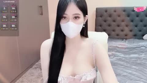 lucii04 online show from 01-09-26, 04:54