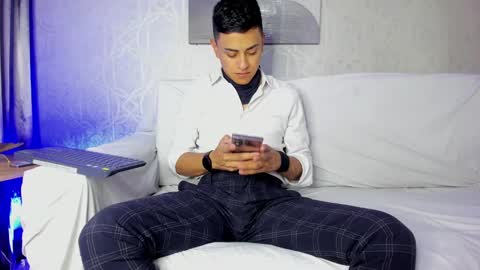 Snapshot of lucii_fer_ chatting on 01-26-25, 11:50 Leo online show from 01-26-25, 11:50