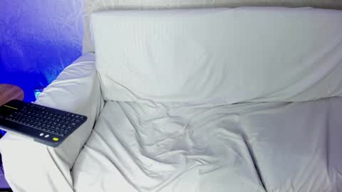 Snapshot of lucii_fer_ chatting on 01-28-25, 02:21 Leo online show from 01-28-25, 02:21