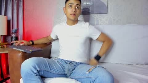 Snapshot of lucii_fer_ chatting on 02-27-25, 11:20 Leo online show from 02-27-25, 11:20