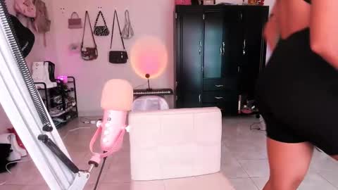 luciana gr online show from 11-29-25, 04:10