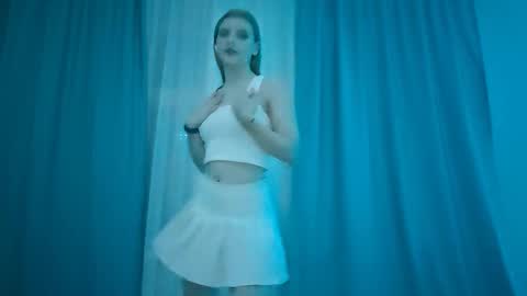 Monika online show from 11-21-25, 09:13