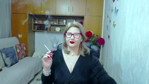 Lucille Fenly online show from 10-20-25, 09:15