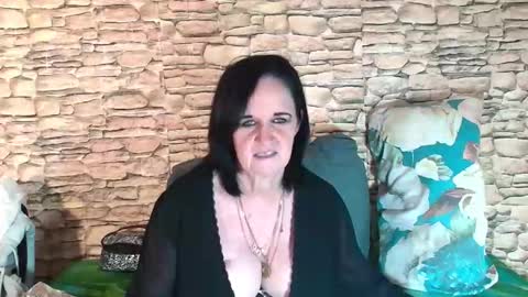 Snapshot of luciousgrace chatting on 10-19-25, 05:46 Grace online show from 10-19-25, 05:46