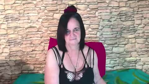 Snapshot of luciousgrace chatting on 10-29-25, 05:20 Grace online show from 10-29-25, 05:20