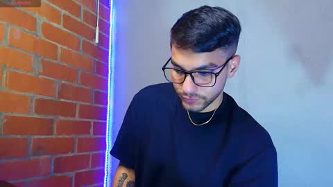 Snapshot of lucky_blessed chatting on 10-16-25, 12:11 lucky_blessed online show from 10-16-25, 12:11