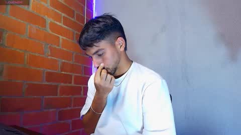 Snapshot of lucky_blessed chatting on 10-21-25, 12:00 lucky_blessed online show from 10-21-25, 12:00