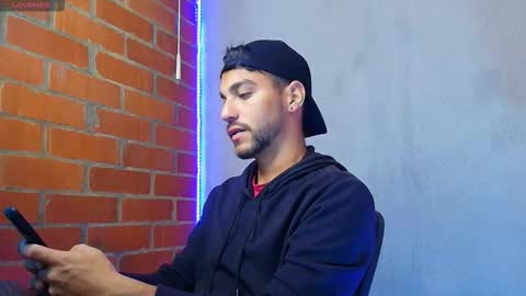 Snapshot of lucky_blessed chatting on 10-27-25, 08:13 lucky_blessed online show from 10-27-25, 08:13