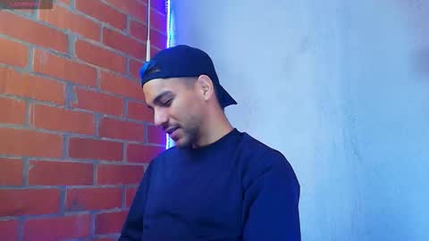 Snapshot of lucky_blessed chatting on 11-06-25, 03:02 lucky_blessed online show from 11-06-25, 03:02