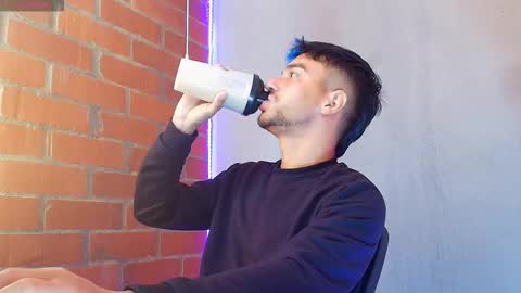 Snapshot of lucky_blessed chatting on 11-07-25, 04:07 lucky_blessed online show from 11-07-25, 04:07