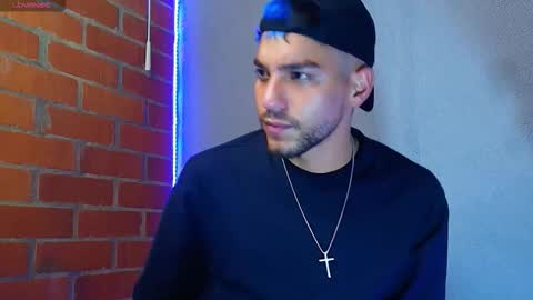 Snapshot of lucky_blessed chatting on 11-15-25, 05:49 lucky_blessed online show from 11-15-25, 05:49