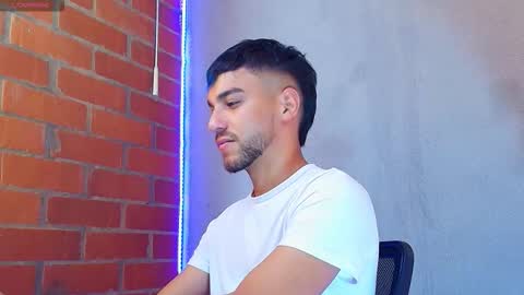 Snapshot of lucky_blessed chatting on 11-15-25, 06:59 lucky_blessed online show from 11-15-25, 06:59