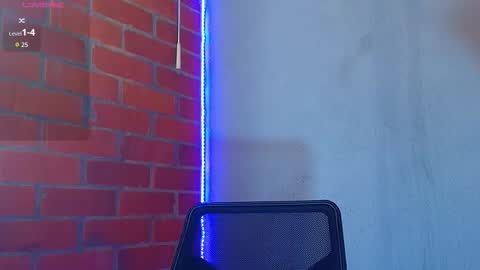 Snapshot of lucky_blessed chatting on 11-24-25, 06:18 lucky_blessed online show from 11-24-25, 06:18