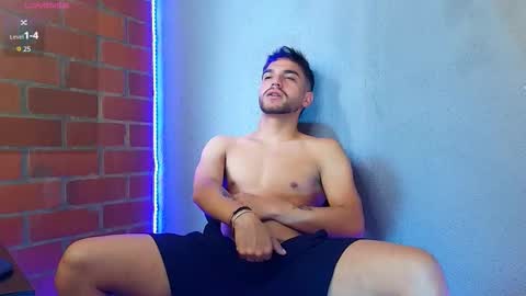 Snapshot of lucky_blessed chatting on 12-05-25, 07:10 lucky_blessed online show from 12-05-25, 07:10