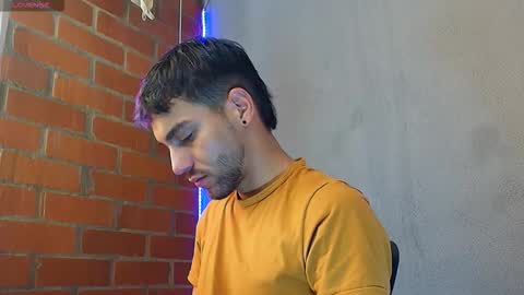 Snapshot of lucky_blessed chatting on 12-18-25, 03:51 lucky_blessed online show from 12-18-25, 03:51