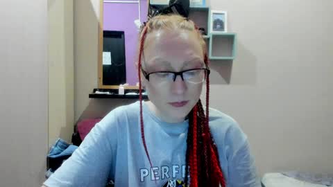 lucky_licky20 online show from 03-09-25, 07:59