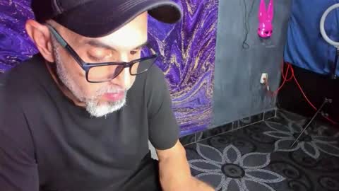 lucky_psychoguy69 online show from 11-10-25, 02:16