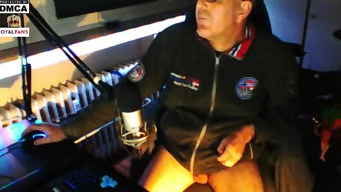        call me  Stefan online show from 12-22-24, 07:44