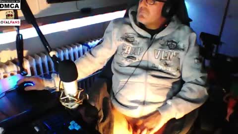        call me  Stefan online show from 12-25-24, 06:20