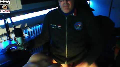        call me  Stefan online show from 02-01-25, 10:44