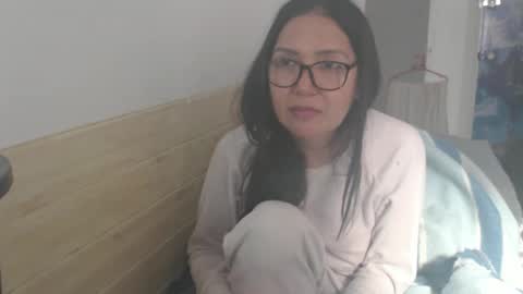 angelisa online show from 11-24-25, 09:09