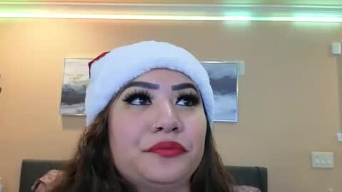 luckylee1992 online show from 12-18-25, 12:27