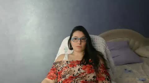 luckylinda23 online show from 01-08-25, 12:47