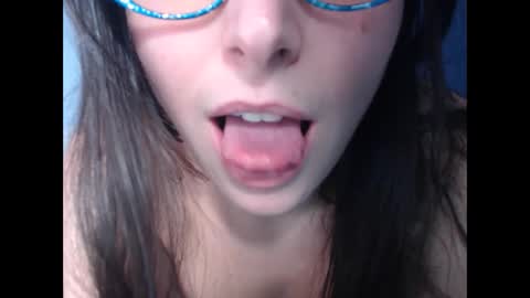luckylinda23 online show from 01-17-25, 04:36