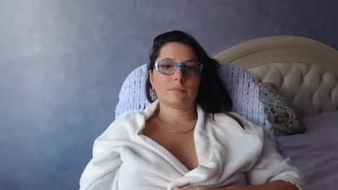 luckylinda23 online show from 09-28-25, 09:47