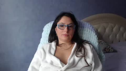luckylinda23 online show from 10-11-25, 09:52