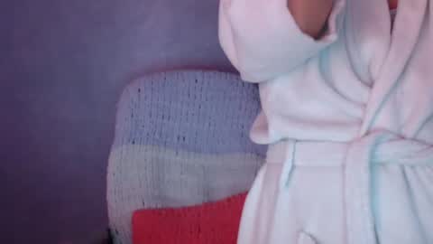 luckylinda23 online show from 01-18-26, 04:22